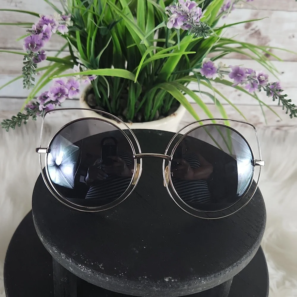 Fashion Sunglasses, round with wire rims!!!